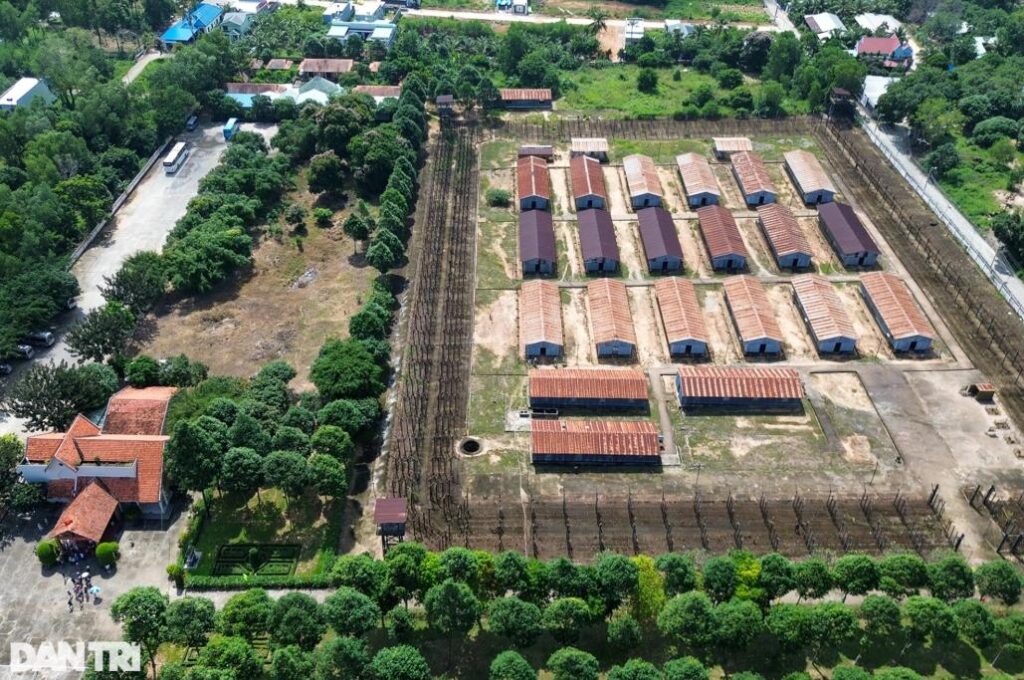 Nhà Tù Phú Quốc 